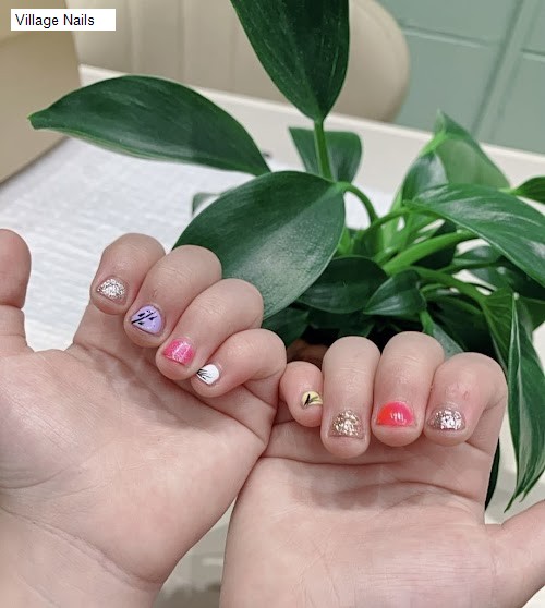 Best 7 Beauty Salons near Watsonia, VIC: Village Nails,C&B Hair HQ,Marjons Hair & Beauty Centre,Soleil Rouge Nails and Beauty Watsonia,Lucys Spa Wellness & Beauty,Watsonia Beauty & Body Care,Melinda Zagame Brows & Makeup,