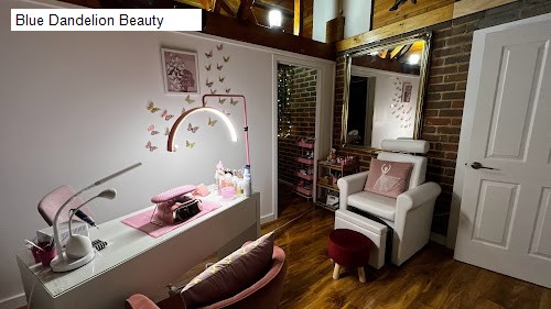 Monday7 Beauty Salon Open in Endeavour Hills, VIC: Blue Dandelion Beauty,Sheer Beauty,Gradient Nails & Beauty - Endeavour Hills,DB Cosmetic Tattooing,Clear Skincare Clinic Endeavour Hills,Turquoise Nails,2MLashstudio,