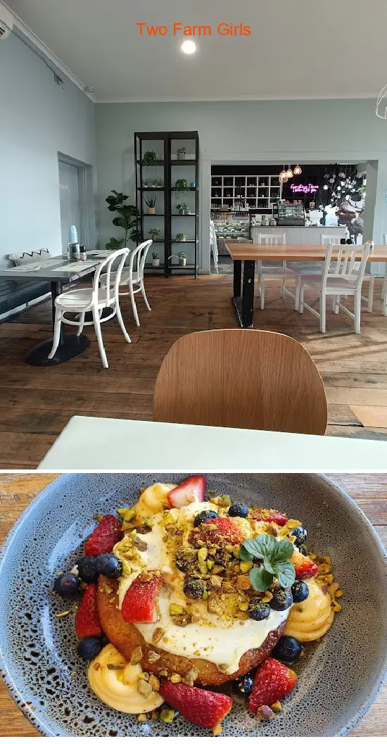 Find the List 9 budget-friendly restaurants near you in Aspendale VIC: 1.Aspendale Cafe, 2.Two Farm Girls, 3.Mama Nuoi, 4.The Bridge Hotel Mordialloc, 5.Skinny Boy Jim, 6.The Street Cafe Aspendale, 7.Ciccio’s Woodfire Pizzeria & Bar, 8.Sammy Boys Pizza, 9.Laura St Seafood, 