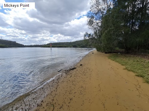 3 review location for tourist in Alfords Point, NSW Australia: 1. Mickeys Point,2. Narnia Park,3. Teeka’s Beach,